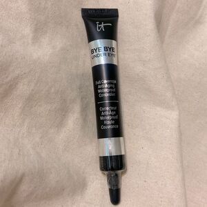It Cosmetics Bye Bye Under Eye Full Coverage Anti-Aging Waterproof Concealer NEW